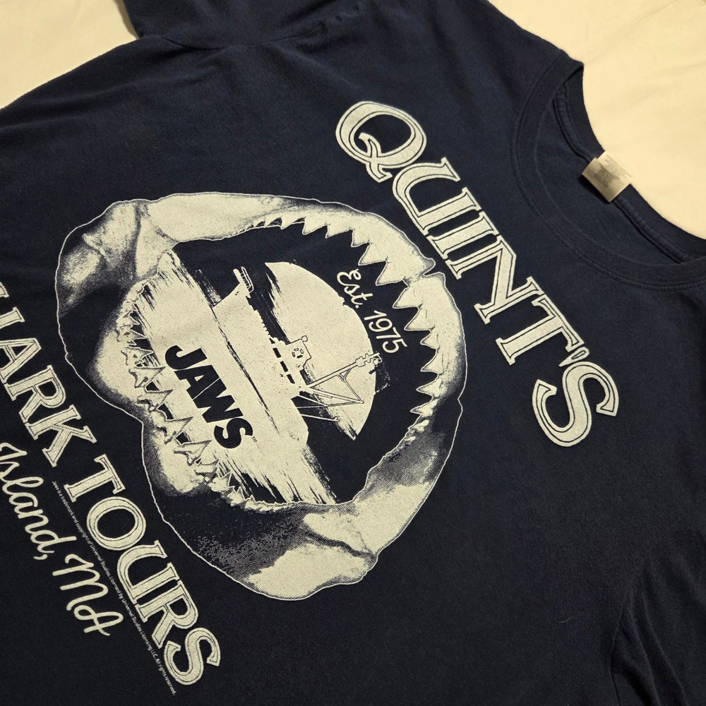Jaws Quints Shark Tours Amity Island Navy Blue Graphic T-Shirt Mens M Gildan